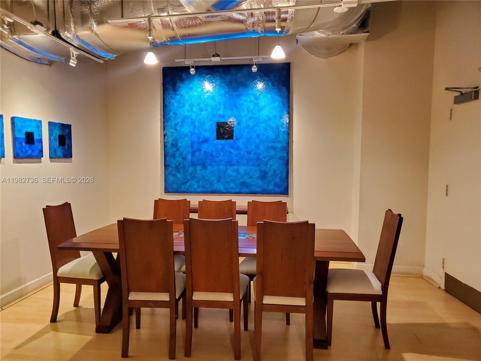 NEO LOFTS CONDO - Residential