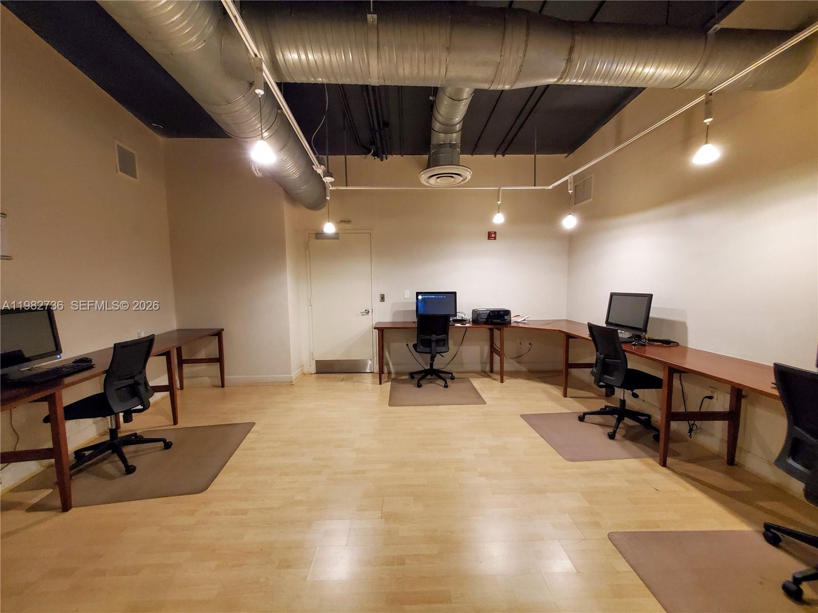 NEO LOFTS CONDO - Residential