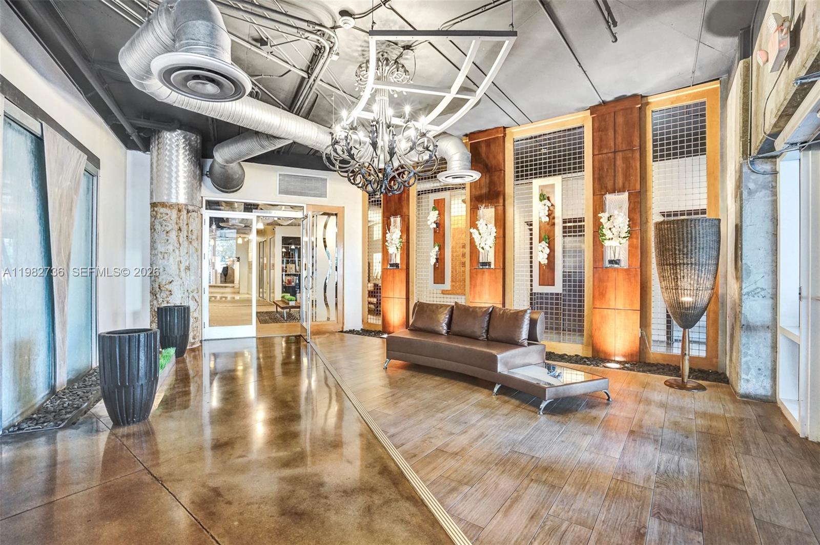 NEO LOFTS CONDO - Residential