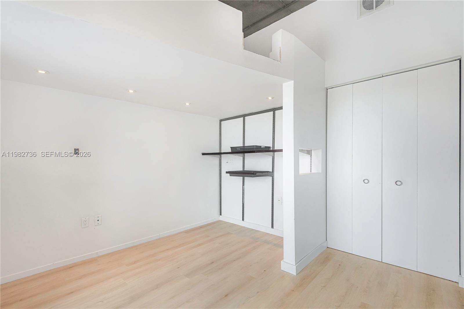 NEO LOFTS CONDO - Residential