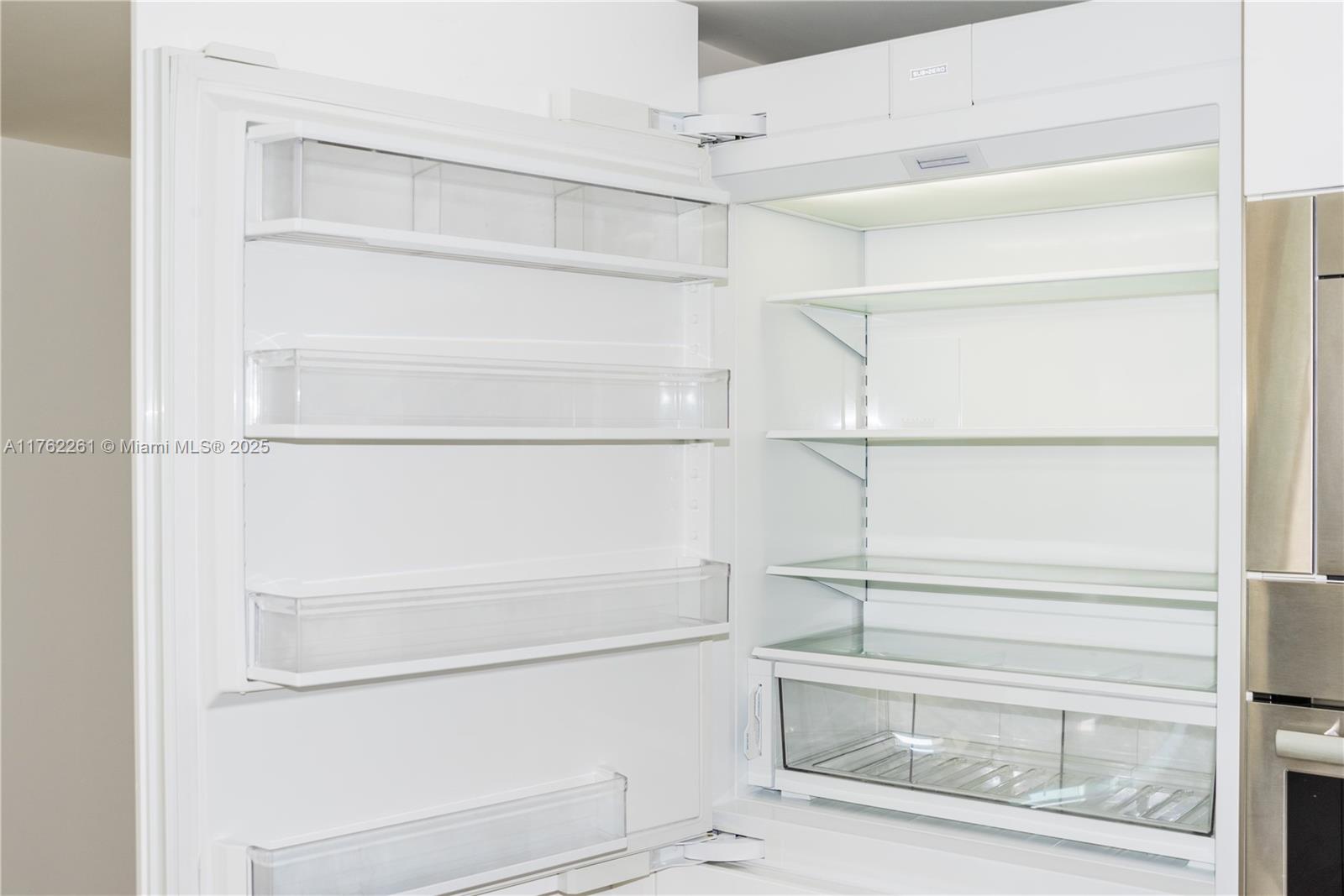 PARQUE TOWERS CONDO - Residential