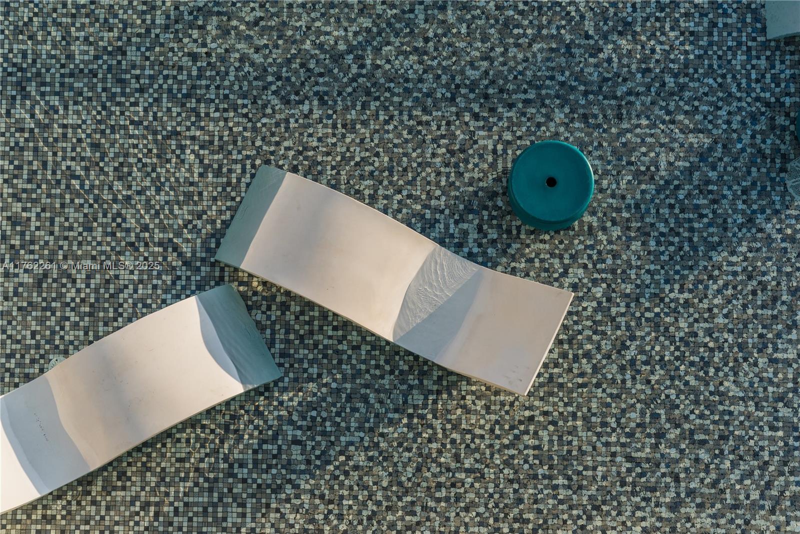 PARQUE TOWERS CONDO - Residential