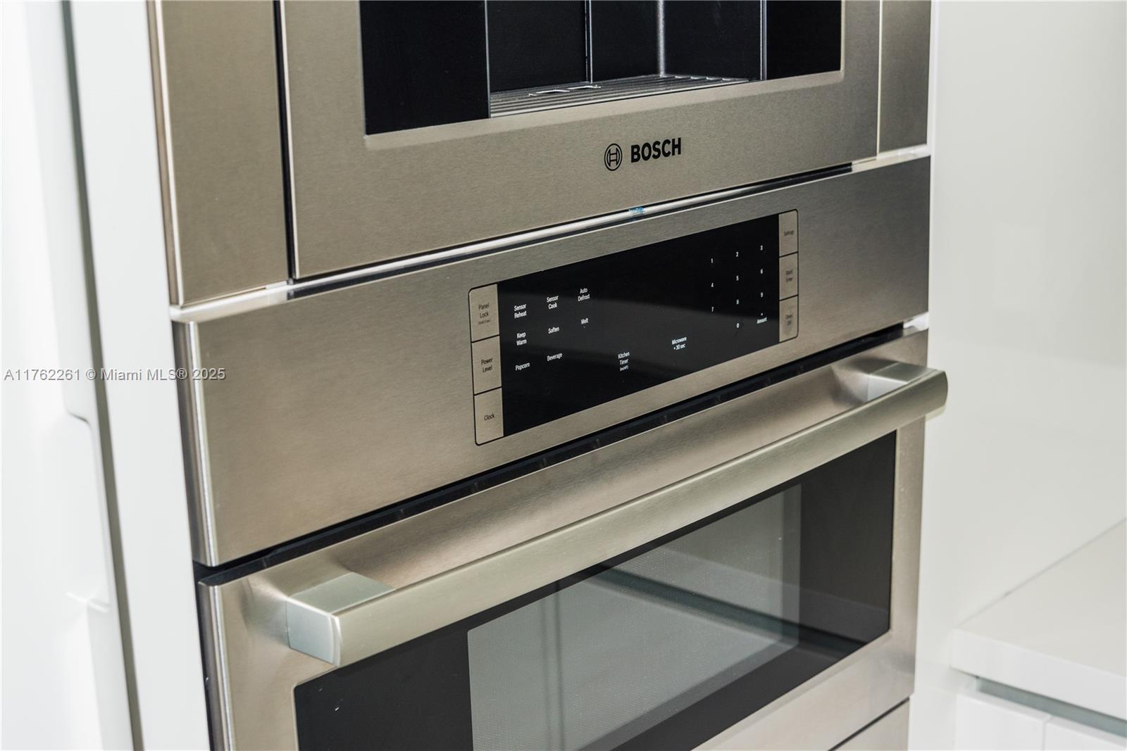 PARQUE TOWERS CONDO - Residential