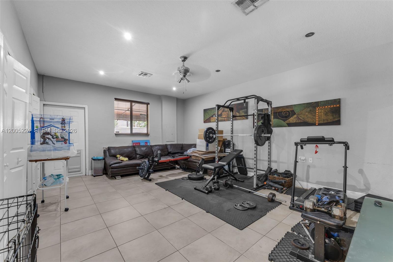 SOTO MANSIONS - Residential
