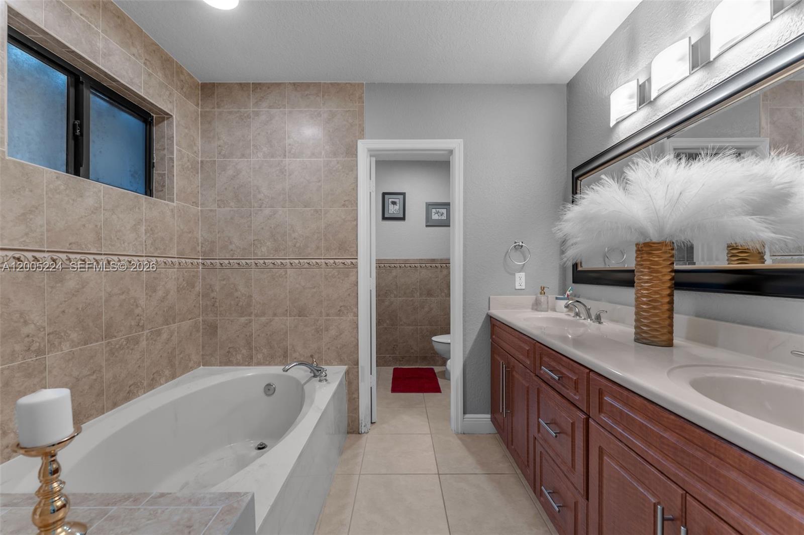 SOTO MANSIONS - Residential