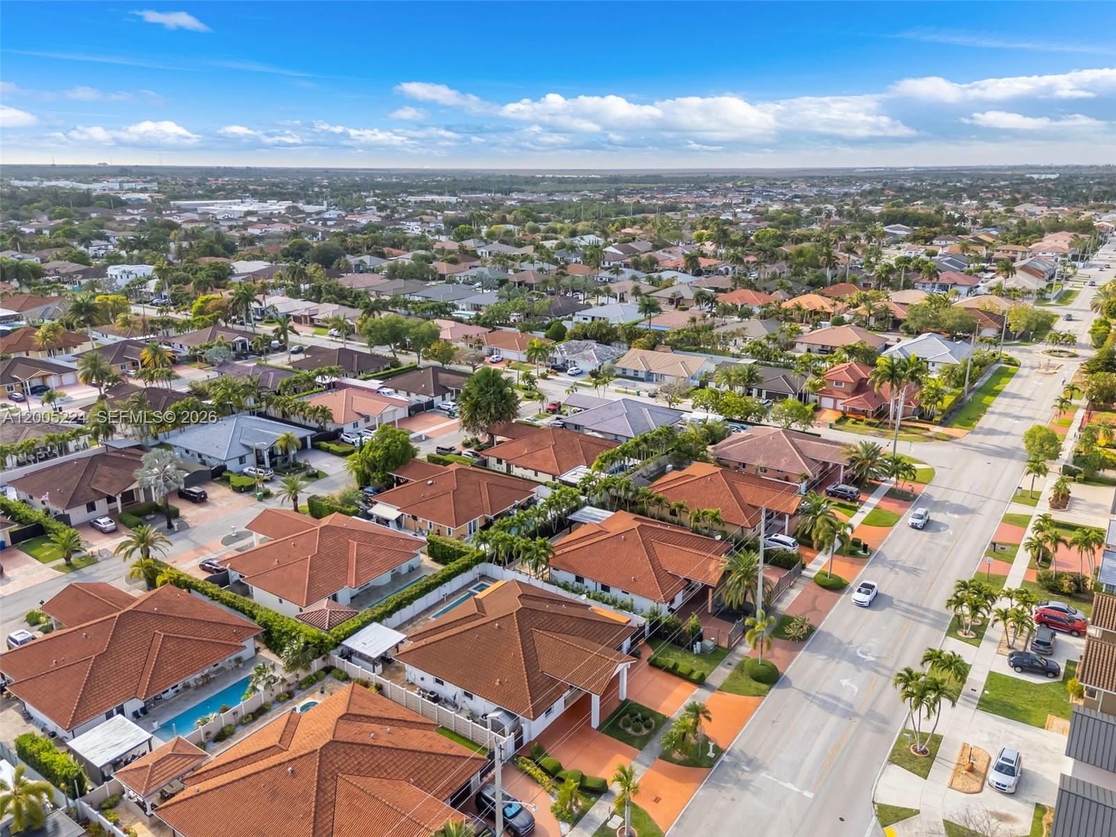 SOTO MANSIONS - Residential