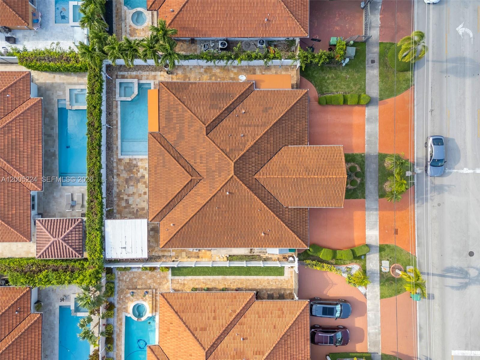 SOTO MANSIONS - Residential