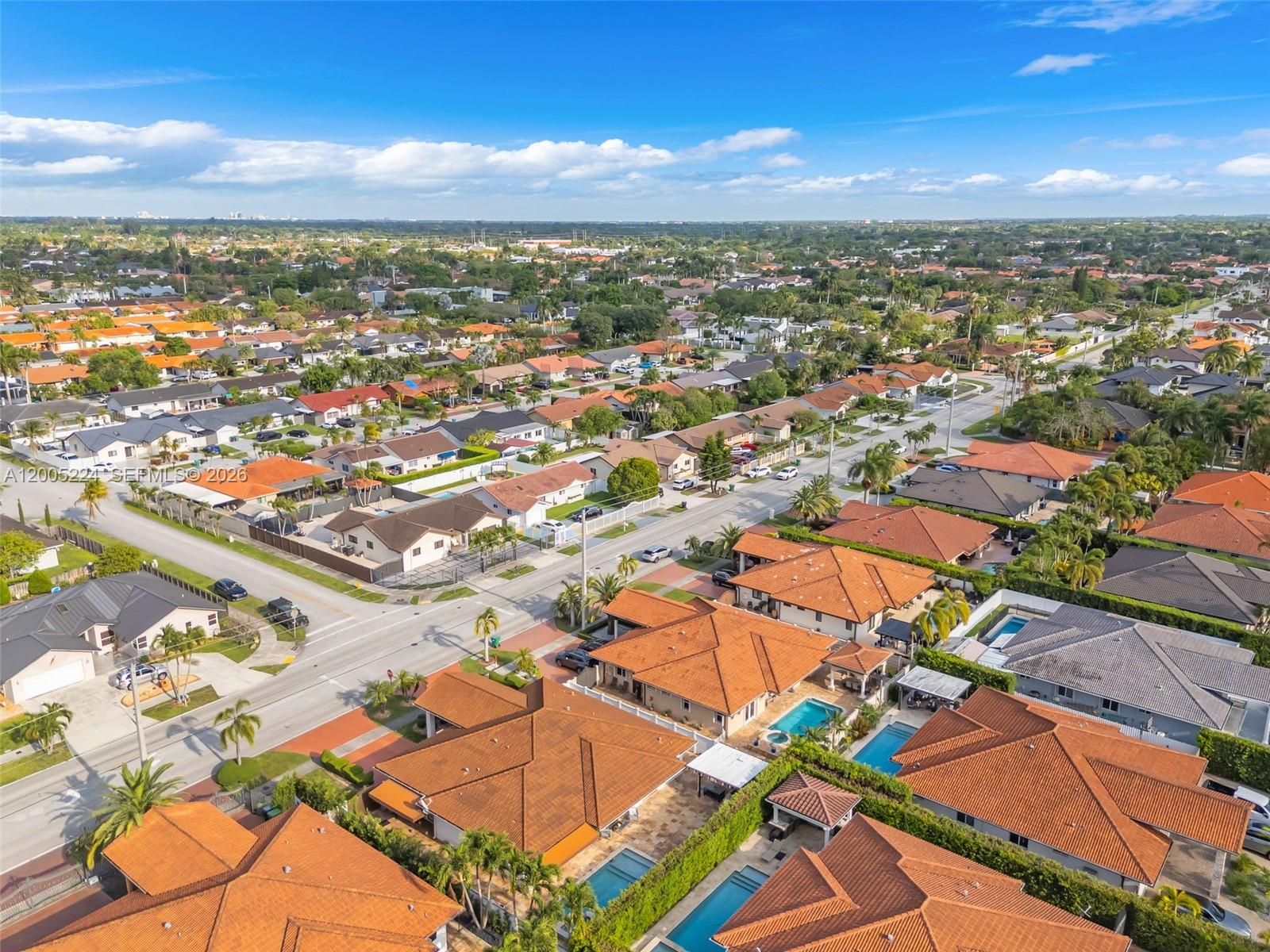 SOTO MANSIONS - Residential
