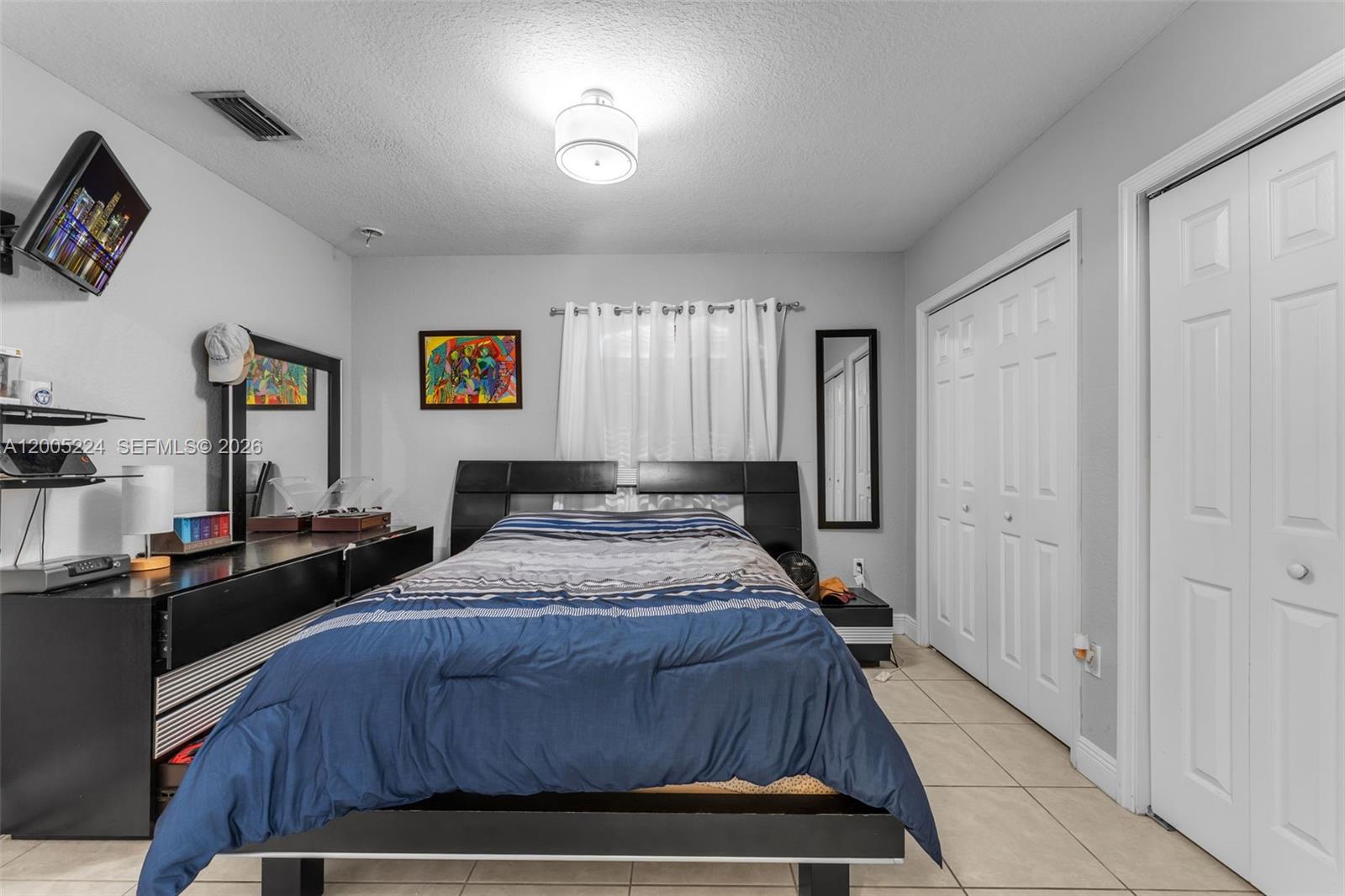 SOTO MANSIONS - Residential