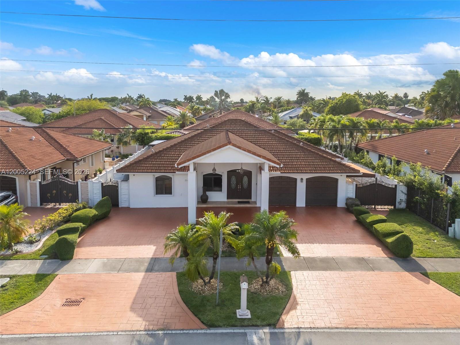 SOTO MANSIONS - Residential