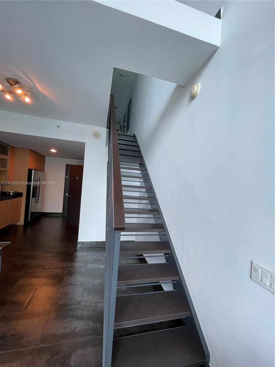 INFINITY AT BRICKELL COND - Residential