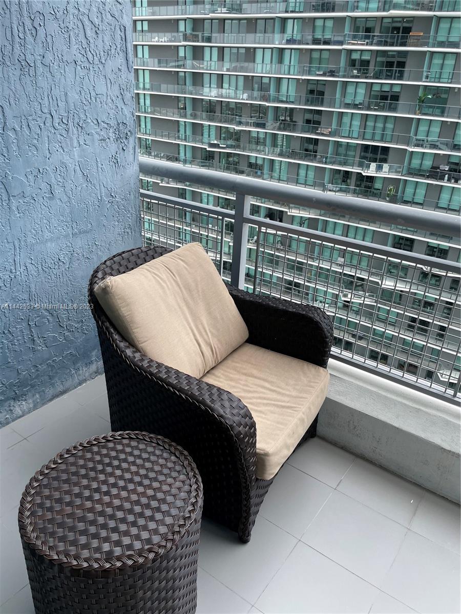 INFINITY AT BRICKELL COND - Residential