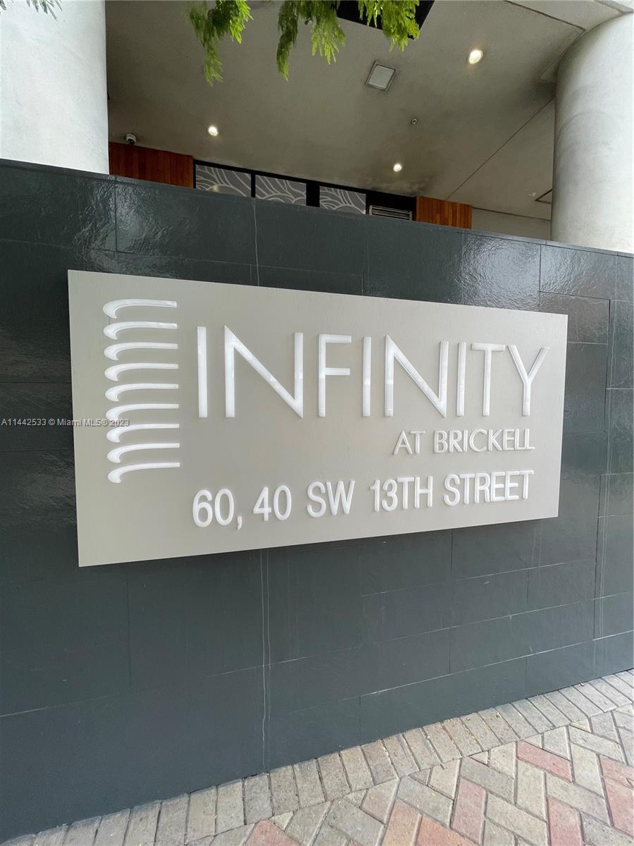 INFINITY AT BRICKELL COND - Residential