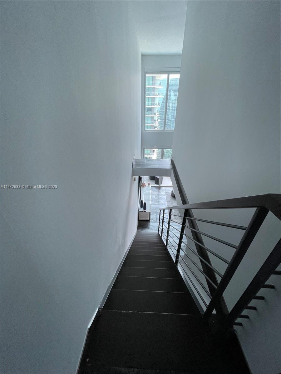 INFINITY AT BRICKELL COND - Residential