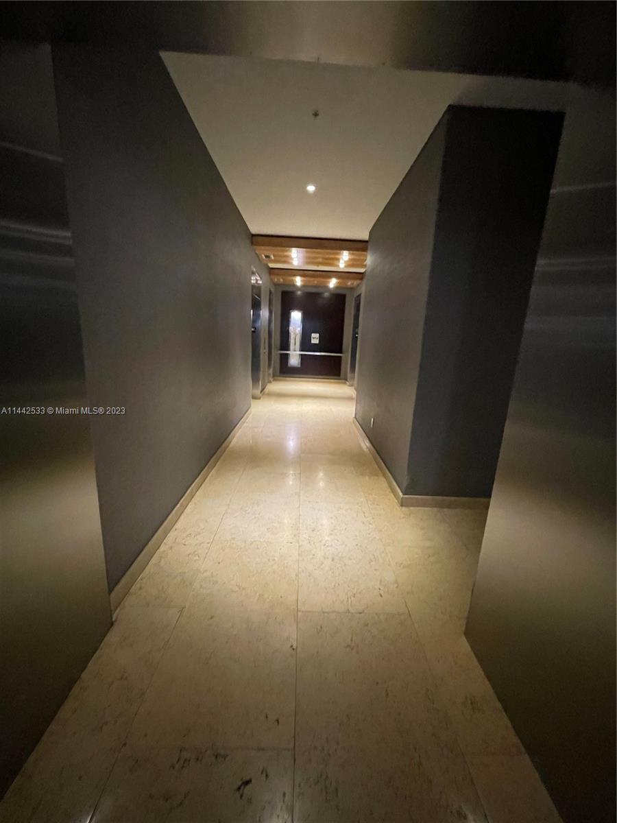 INFINITY AT BRICKELL COND - Residential