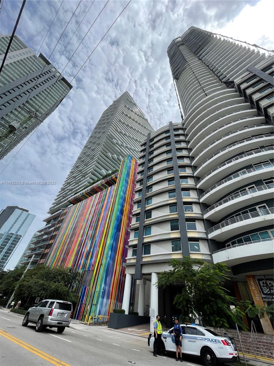 INFINITY AT BRICKELL COND - Residential