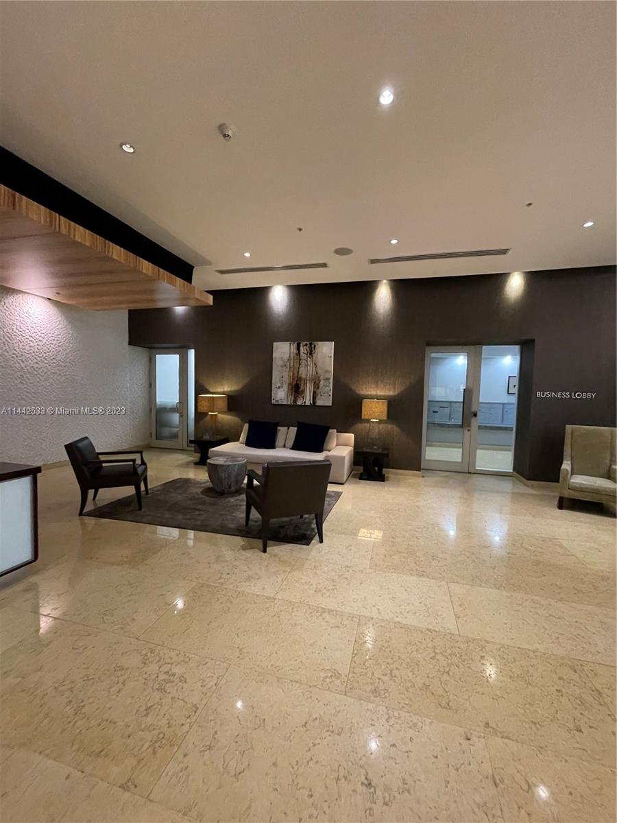 INFINITY AT BRICKELL COND - Residential