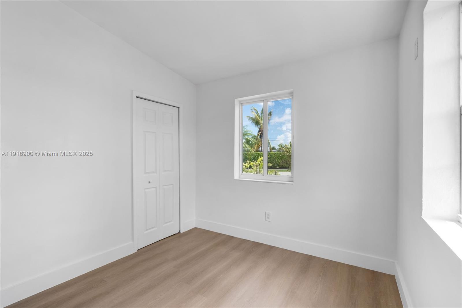 WESTWOOD LAKE 2ND ADDN - Residential