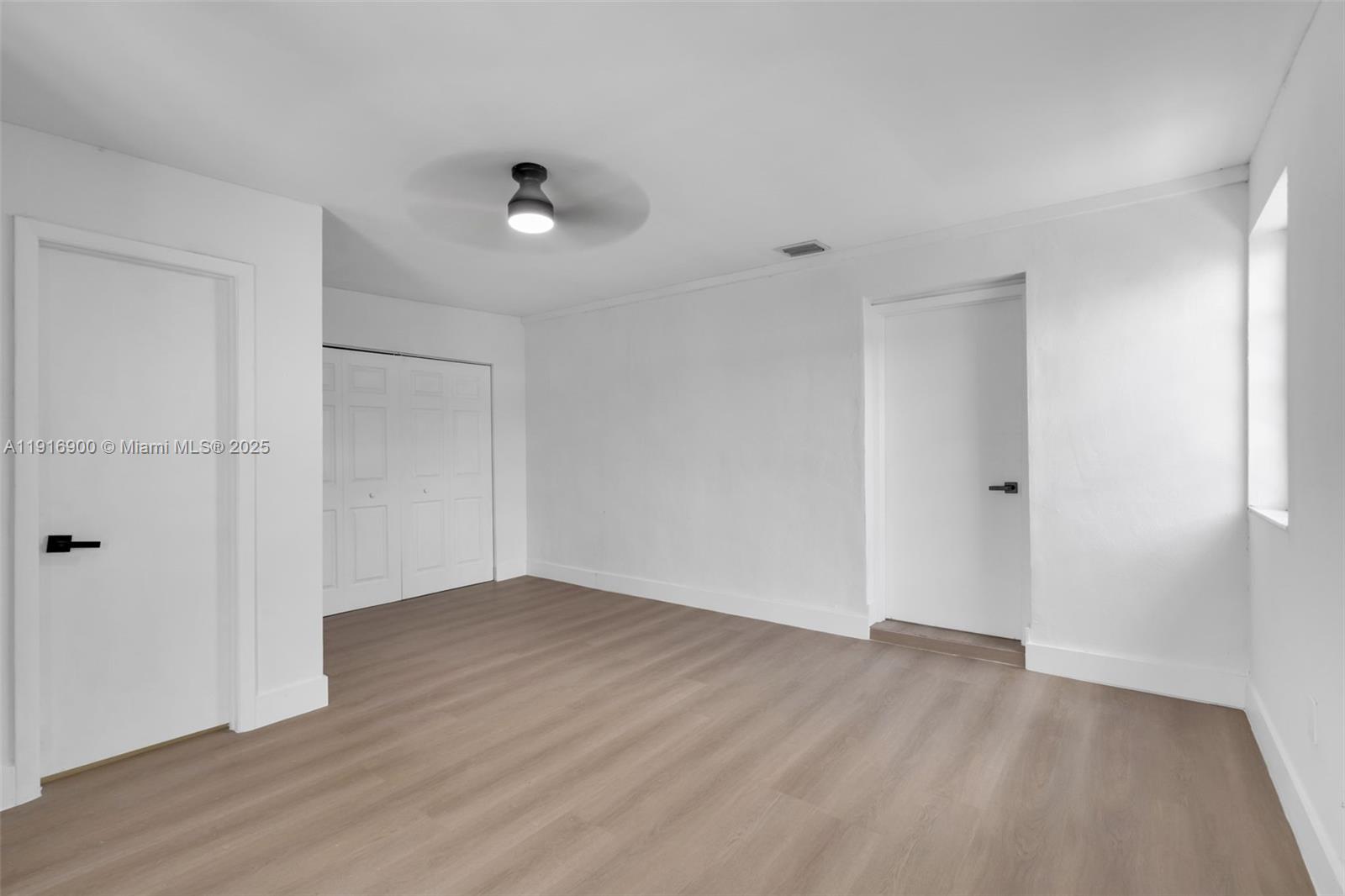 WESTWOOD LAKE 2ND ADDN - Residential