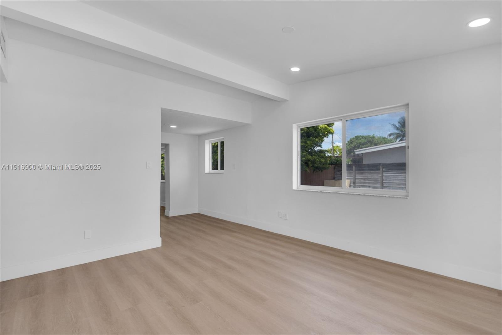 WESTWOOD LAKE 2ND ADDN - Residential