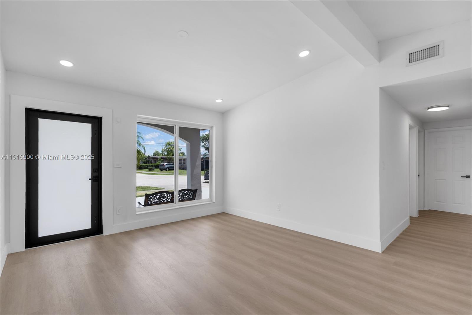 WESTWOOD LAKE 2ND ADDN - Residential