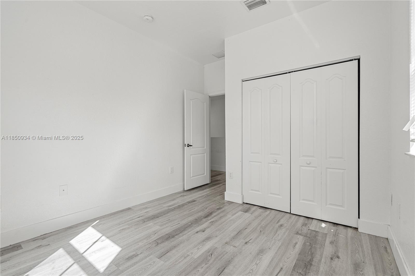 PORTOFINO PALMS - Residential