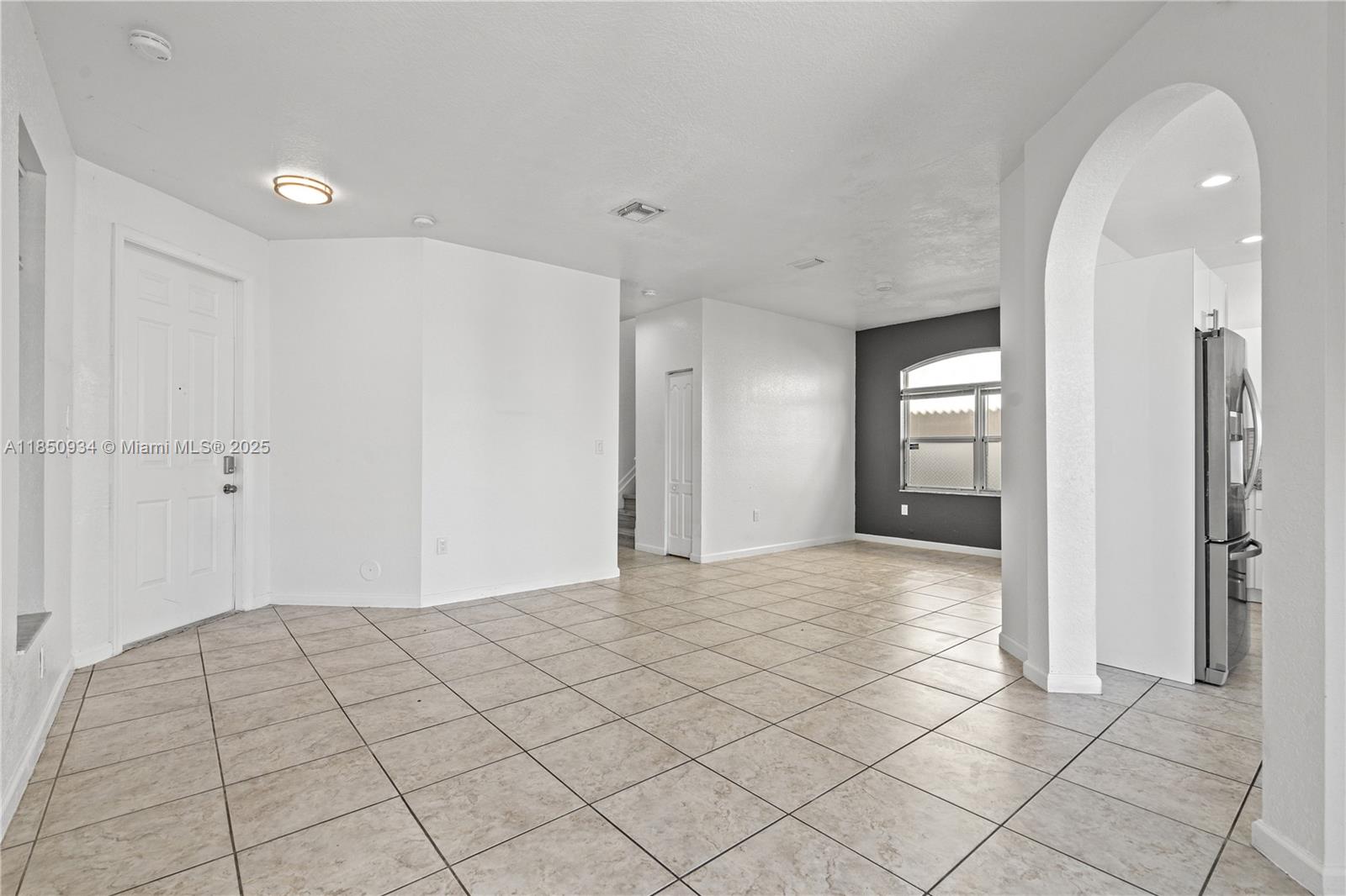 PORTOFINO PALMS - Residential