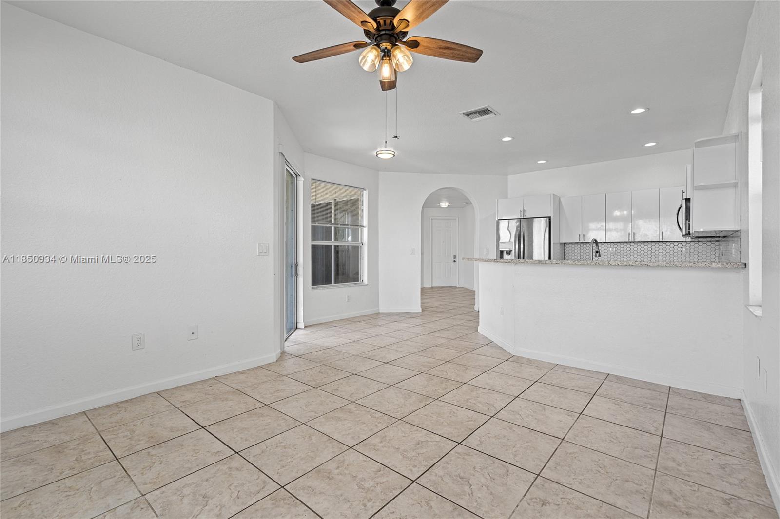 PORTOFINO PALMS - Residential