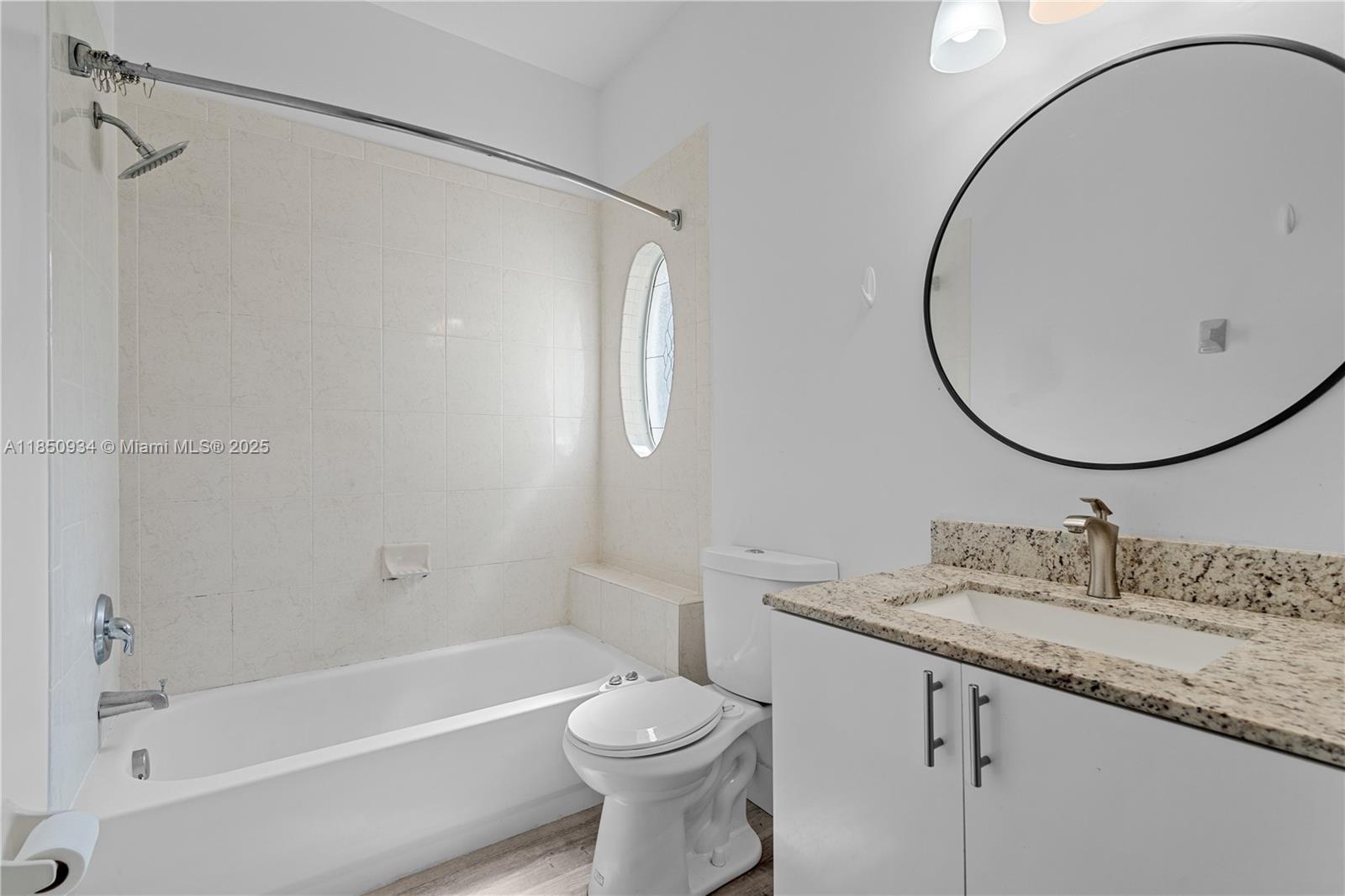 PORTOFINO PALMS - Residential