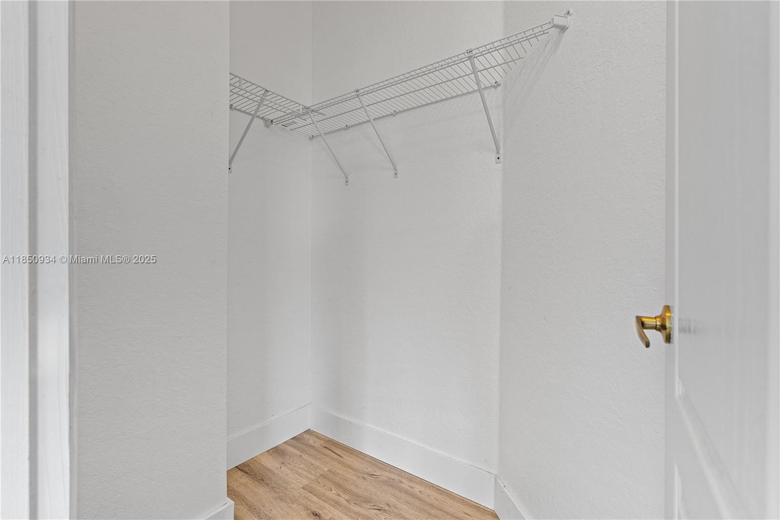 PORTOFINO PALMS - Residential