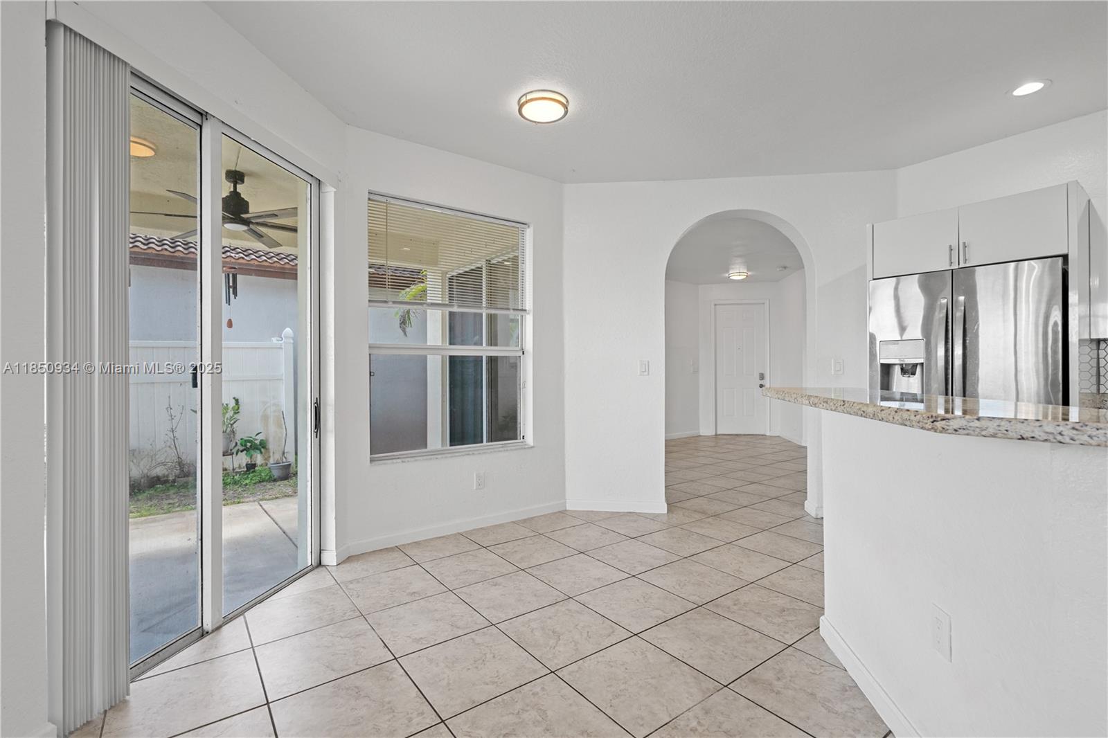 PORTOFINO PALMS - Residential