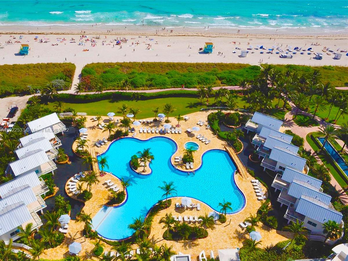 CONTINUUM ON SOUTH BEACH - Residential