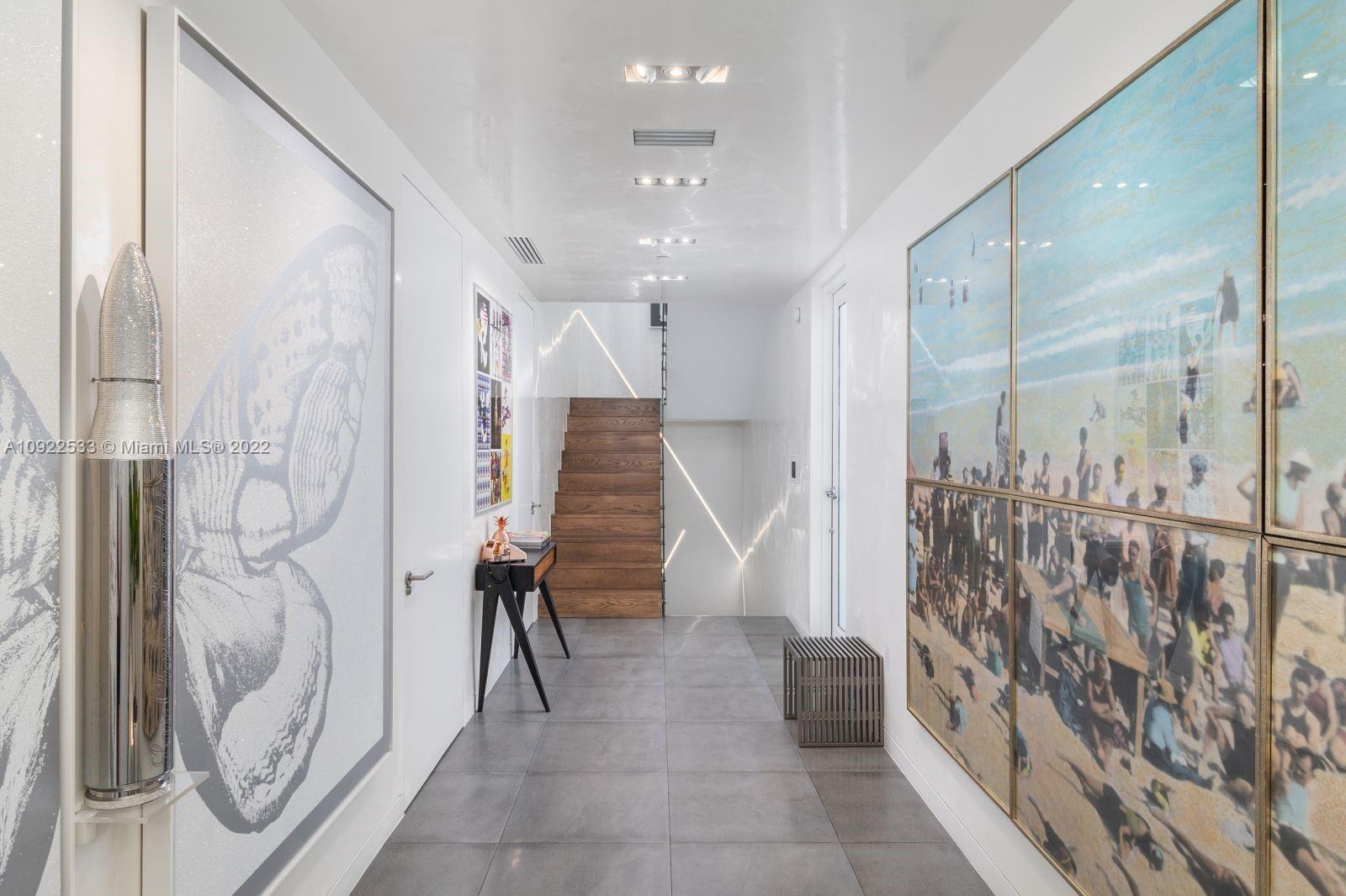 CONTINUUM ON SOUTH BEACH - Residential