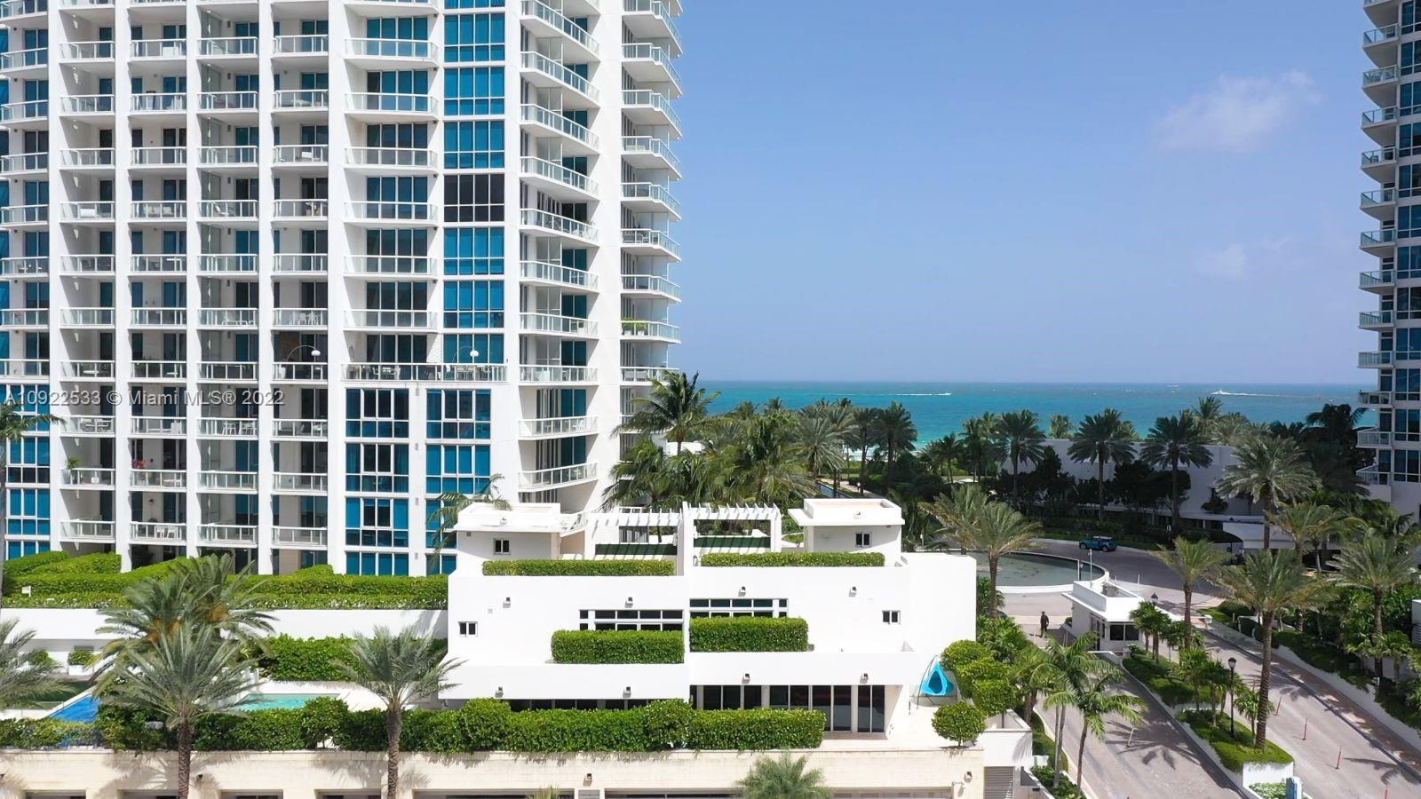 CONTINUUM ON SOUTH BEACH - Residential