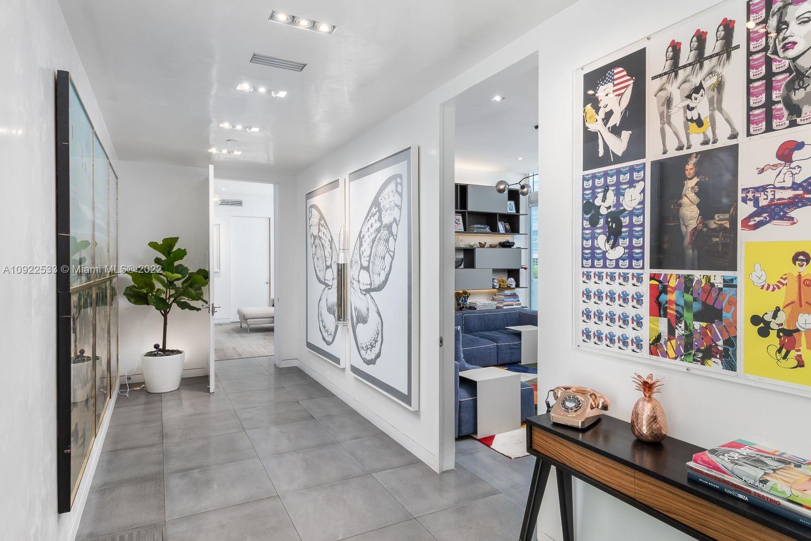 CONTINUUM ON SOUTH BEACH - Residential