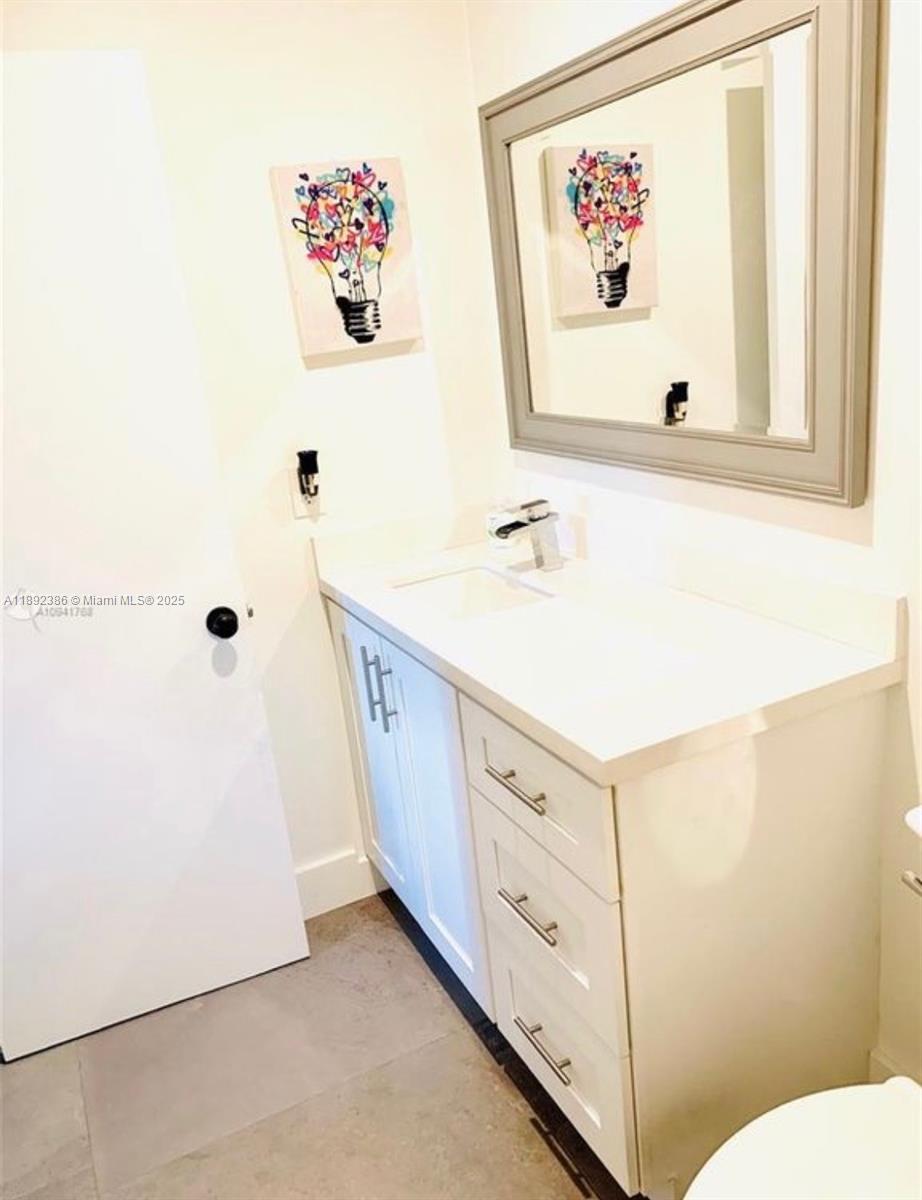 PEMBROKE LAKES SECTION SE - Residential Lease