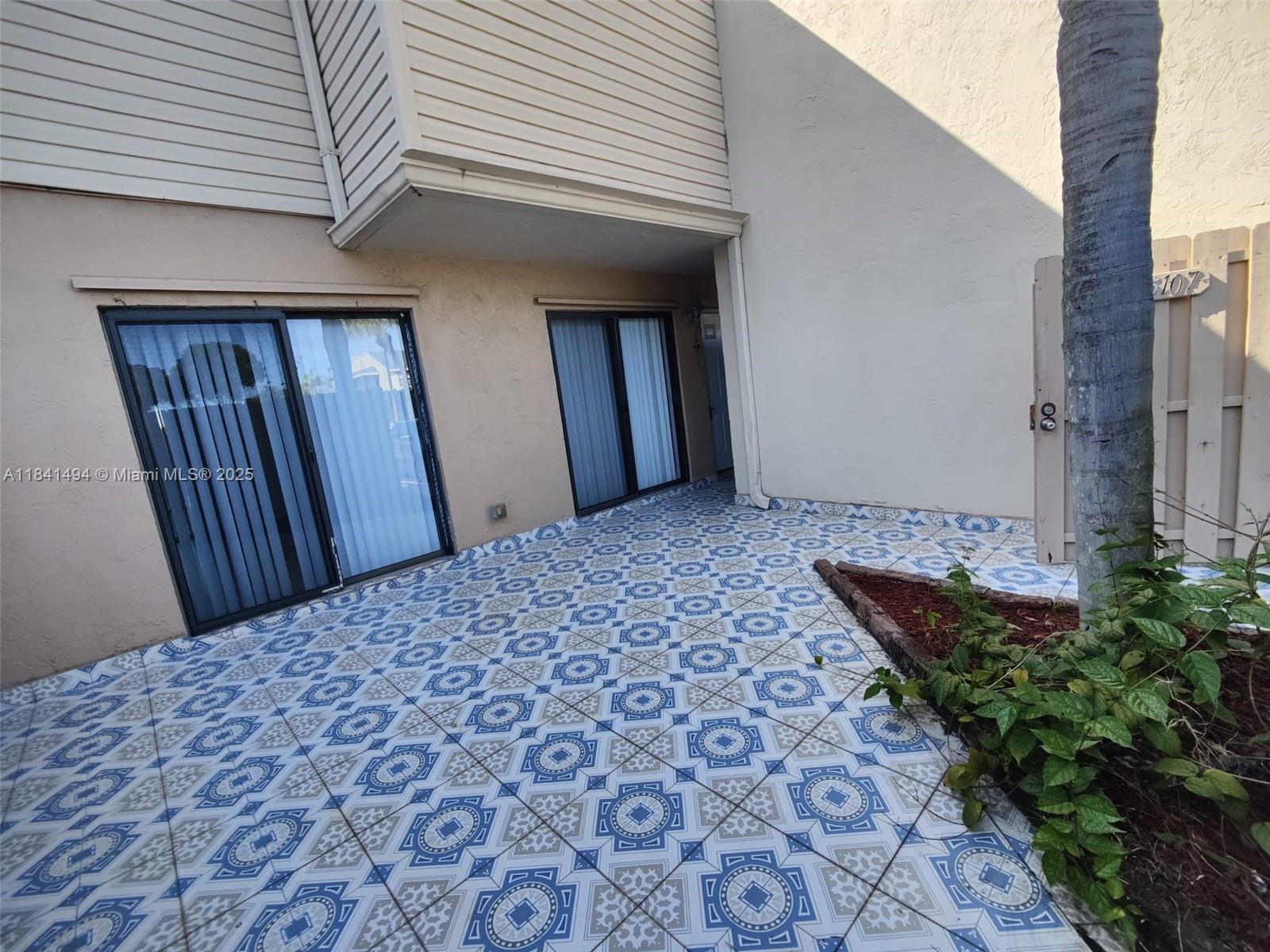 LAKE PLACE CONDO - Residential Lease