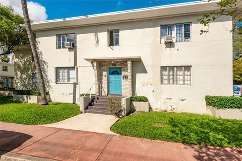Tiny photo for 8340 Crespi Blvd #20, Miami Beach, FL 33141 (MLS # A12045770)