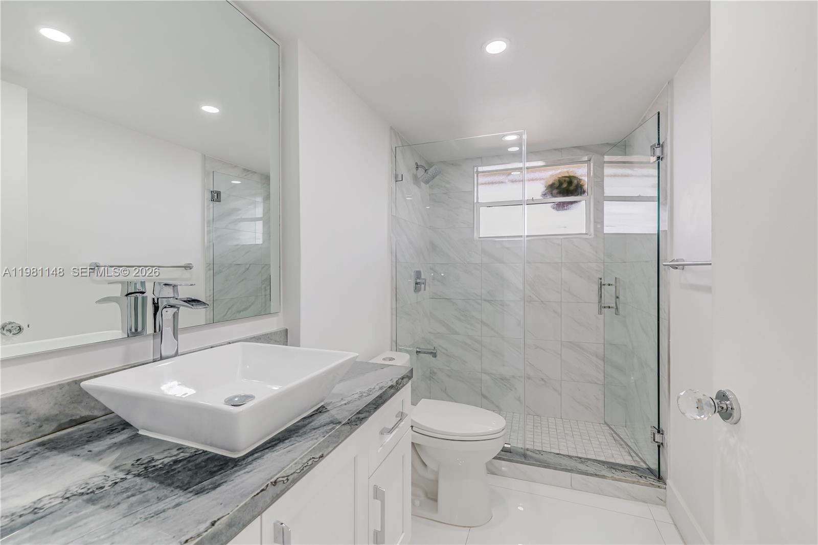 ABBOTT GARDENS CONDO - Residential