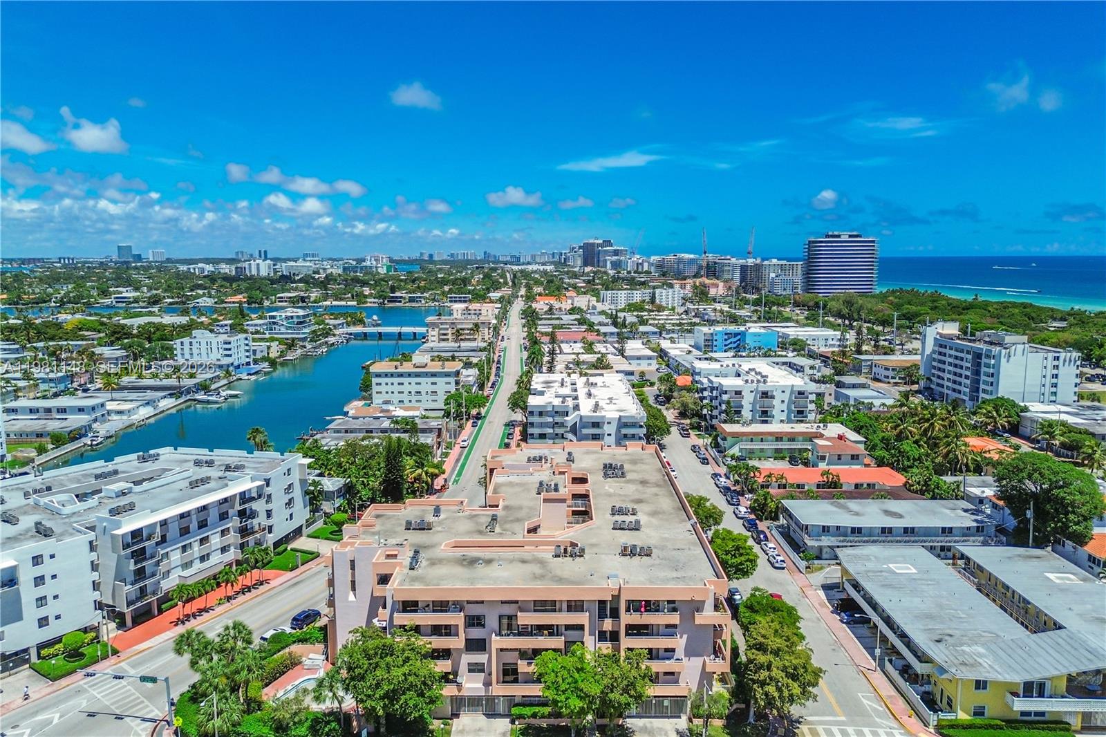 ABBOTT GARDENS CONDO - Residential