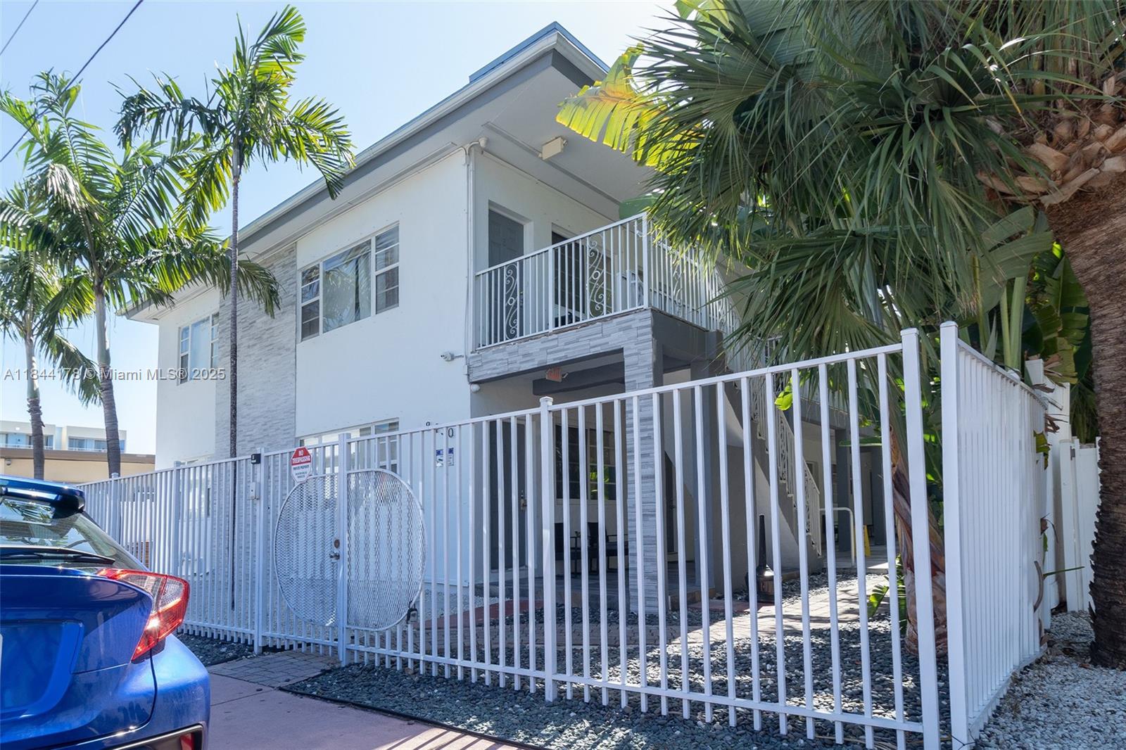Nicely renovated! This charming 1BD garden-view apartment is in a tropical building just a short walk from the beach. Enjoy modern comforts with central air conditioning, PVC
wood-toned laminate flooring, an updated kitchen featuring stainless steel appliances (gas stove, refrigerator, and microwave), and an upgraded bathroom. Ample closet space,
washer & dryer in the building, and more! The gated building offers security cameras, a stylish lounge, a lush backyard, and serene landscaping. Prime location—5 mins to Bal
Harbour Shops, one block from North Beach Ocean Park, and close to top dining and entertainment. PET-FRIENDLY! Schedule your showing today!"