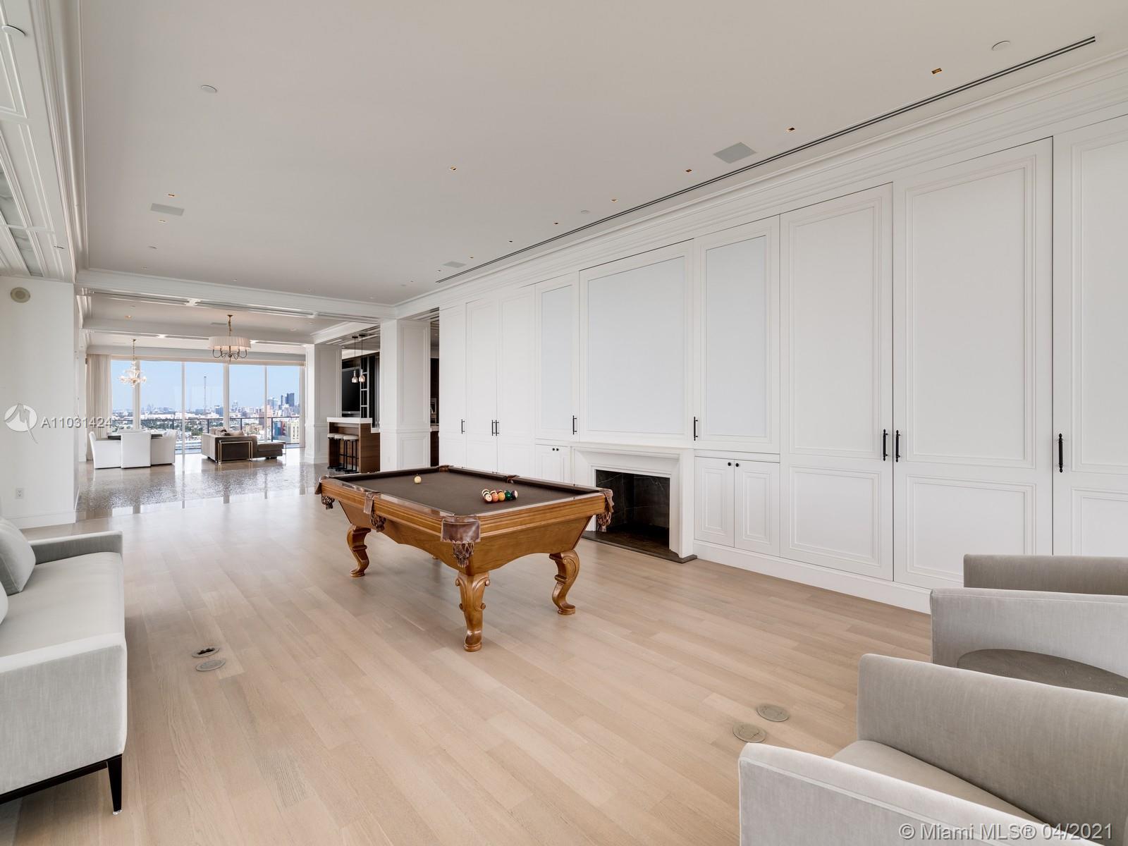 APOGEE CONDO - Residential