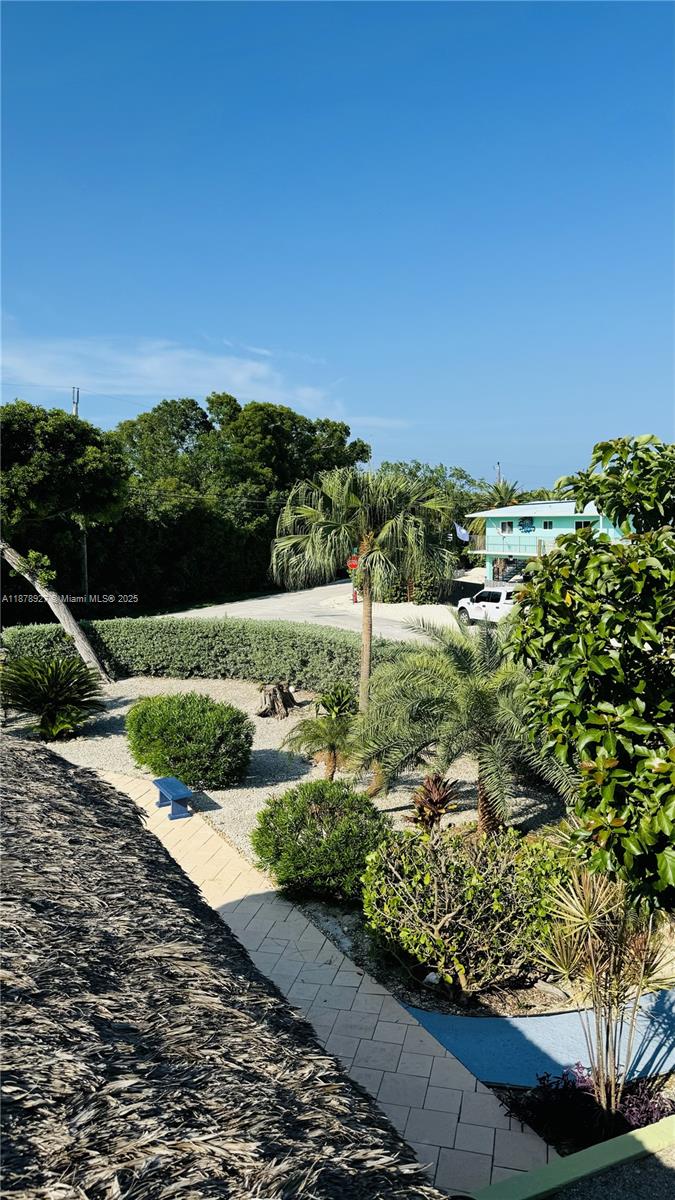 LARGO SOUND VILLAGE - Residential