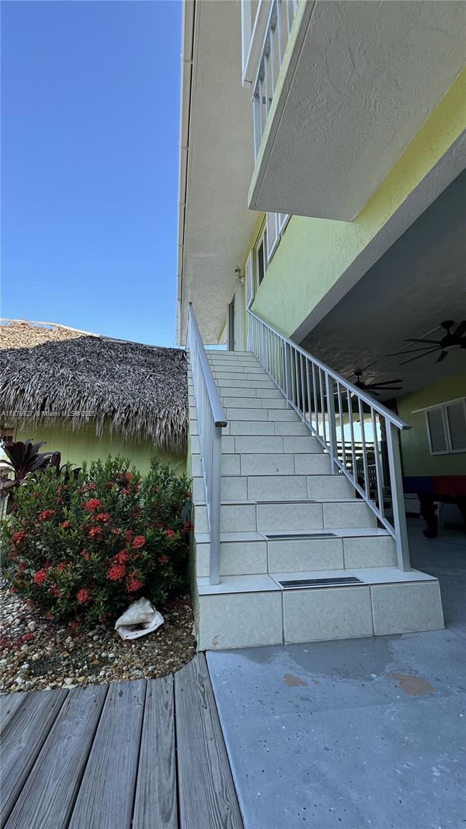 LARGO SOUND VILLAGE - Residential