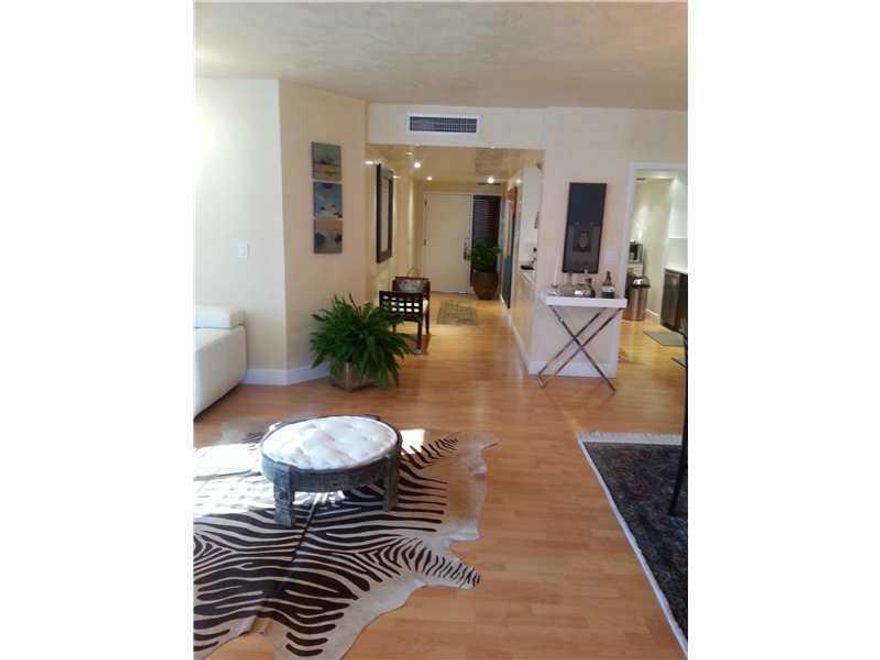 COMPLETELY REMODELED UNIT,BEAUTIFUL GARDEN VIEWS, THE KITCHEN APPLIANCES ARE BOSCH. BEAUTIFUL WOOD FLOORS AND MARBLE UPDATED BATHROOMS. ENJOY ALL THE RESORT STYLE AMMENITIES IN KEY COLONY.