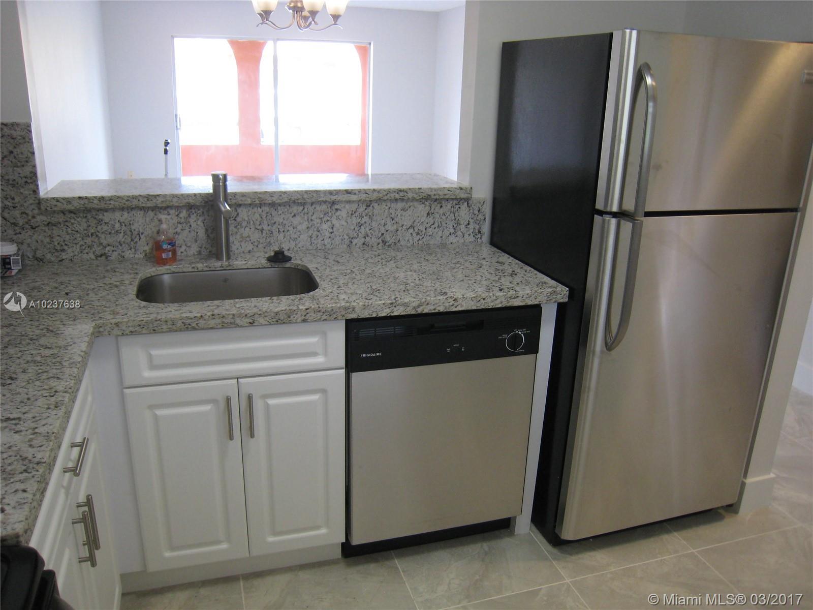 VILLAGE OF KINGS CREEK CO - Residential Lease