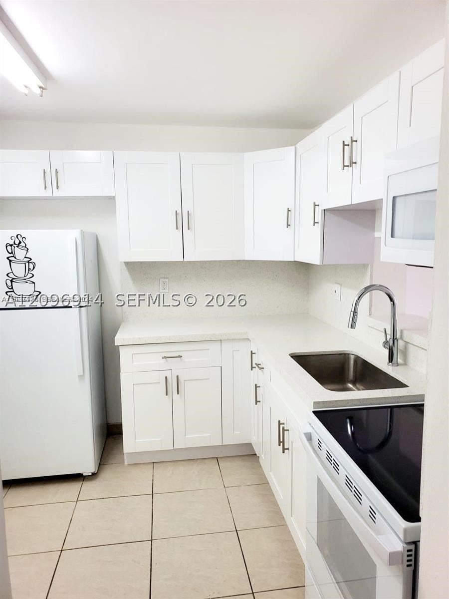5199 NW 7th St 101