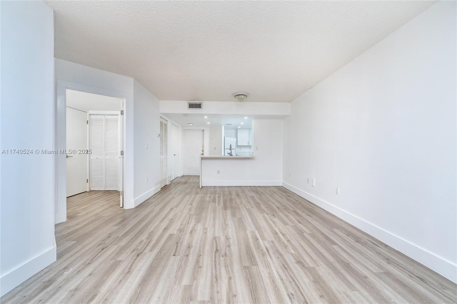 VERABELLA FALLS CONDO - Residential