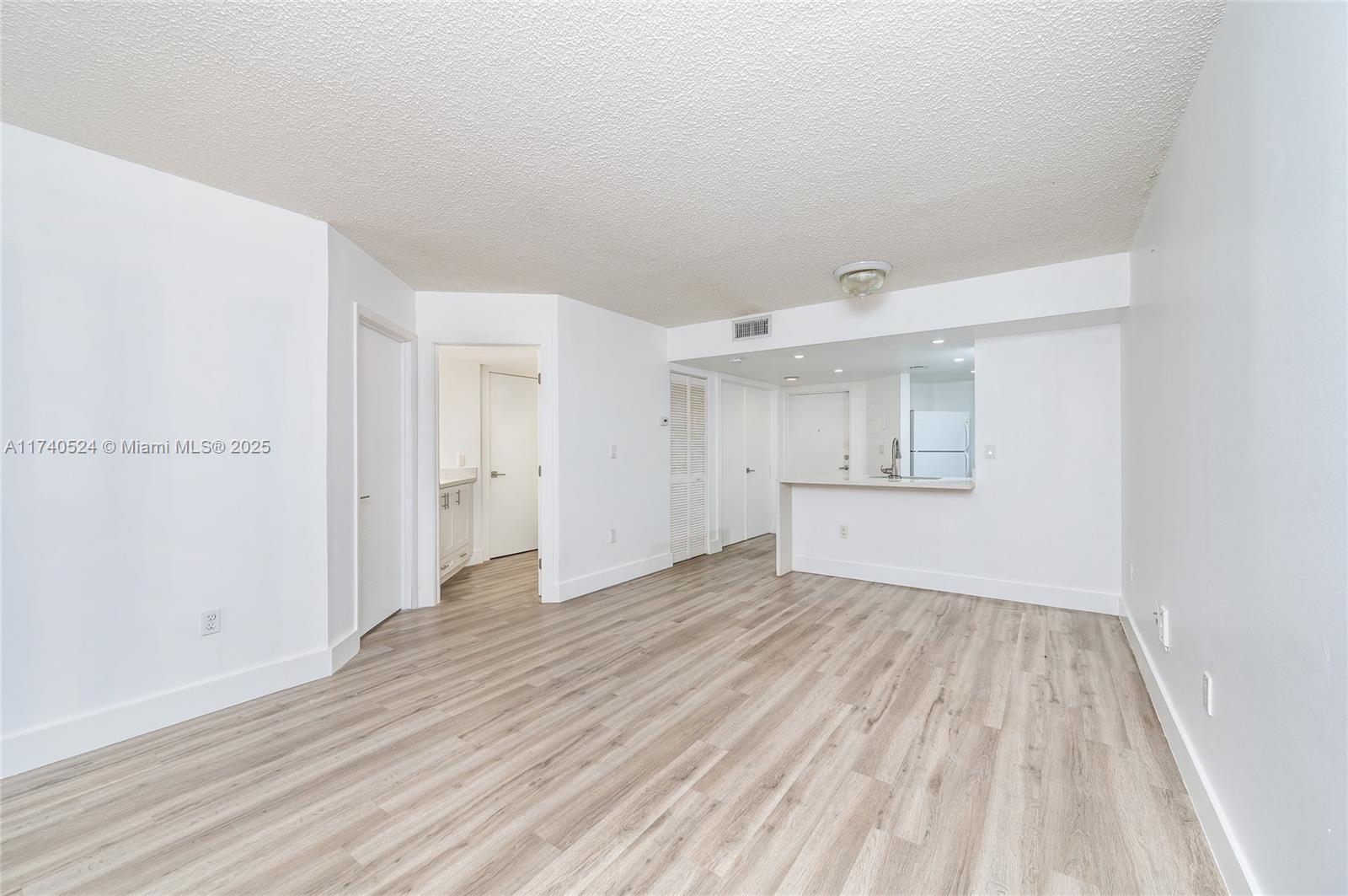VERABELLA FALLS CONDO - Residential