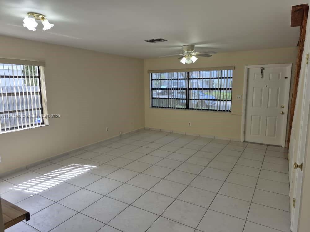 267 NW 106th Ter